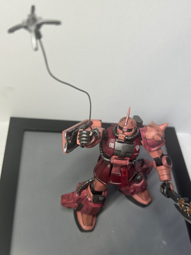 ワイヤー型ヒートロッド。(わかりにくいですが腰部が稼働するようにしています。)