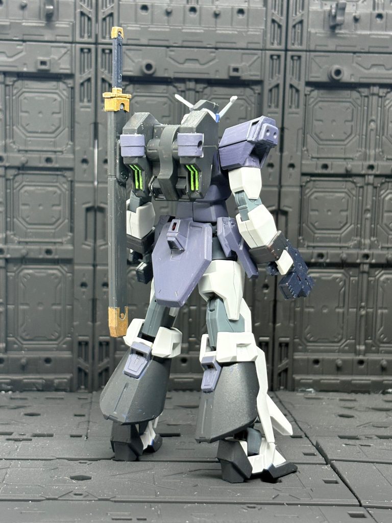前後。塗装テーマはロービジビリティってやつ。