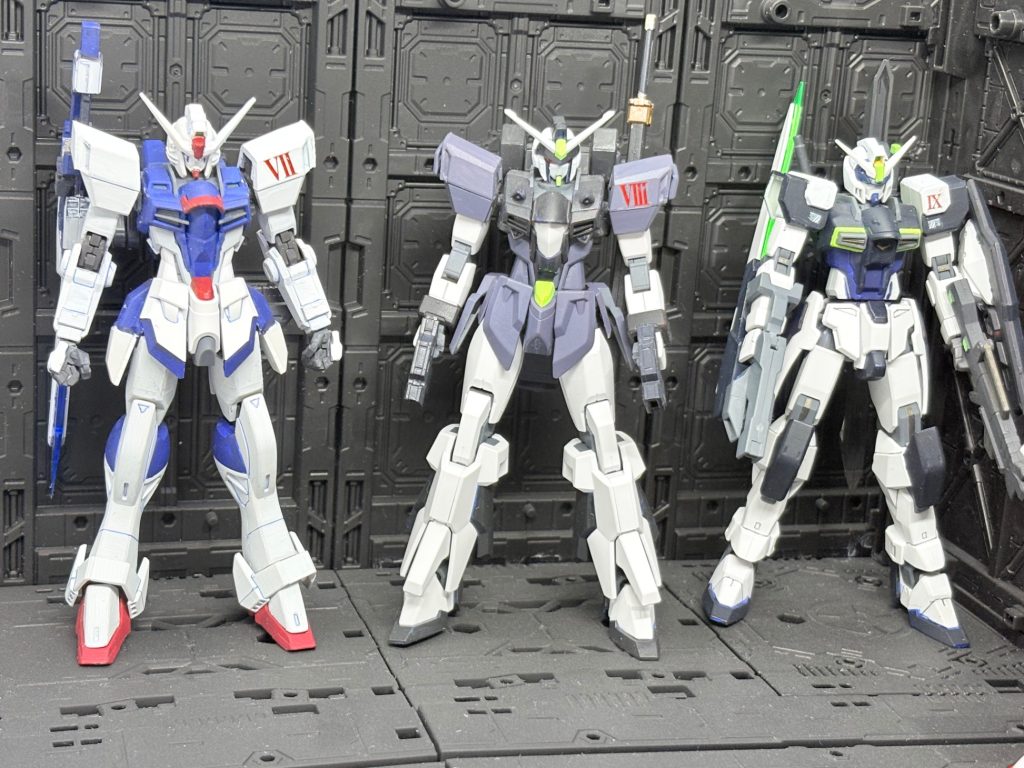 という訳でディアペルノガンダムでした〜。そろそろ命名法則や諸々の元ネタに気づき始める方がいそう。あと7体！これペース上げないと年内に終わらないのでは？