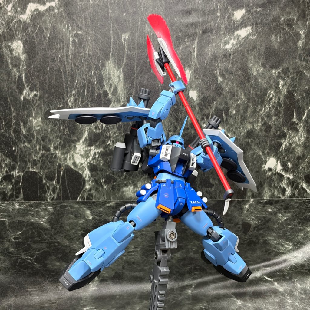 次はイザークのグフを作って並べてみようかと計画しています。