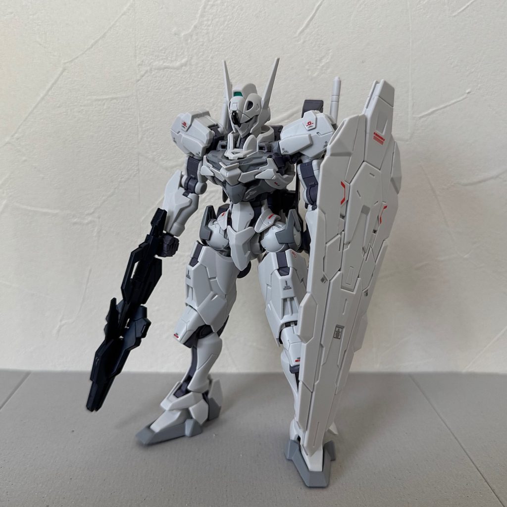 ガンダムルブリス　HG 【部分塗装】