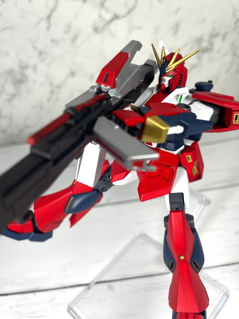 肩に担いでるパターン。