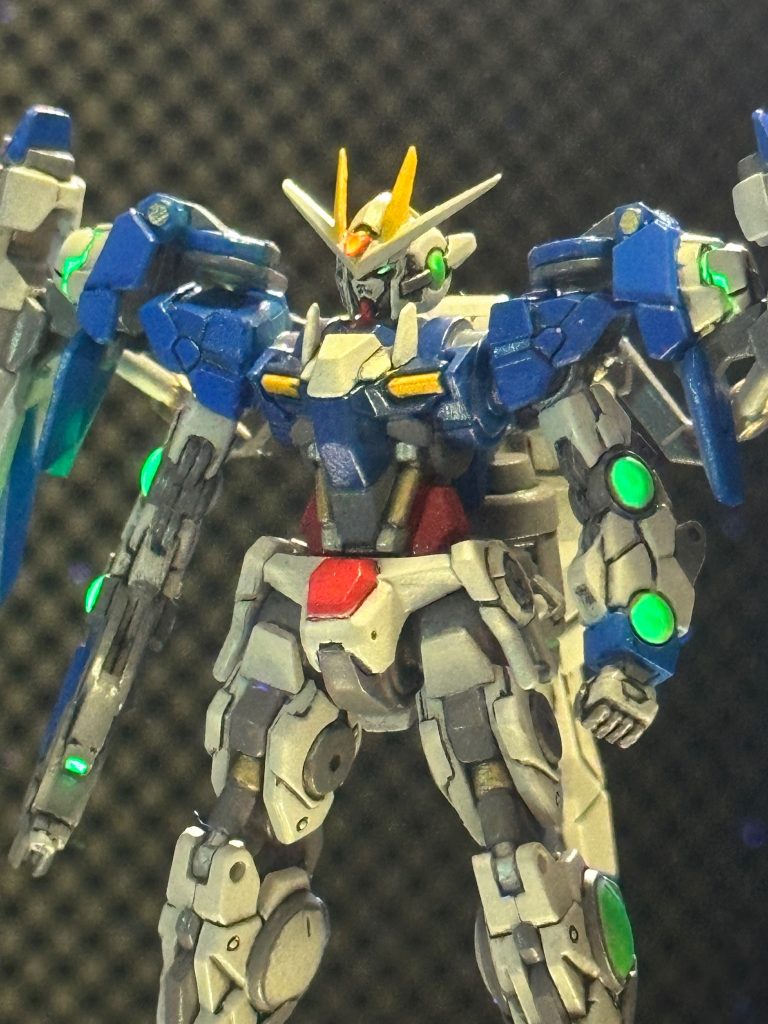 蛍光塗料でピカリ✨アンテナの赤も蛍光にしてみました✨