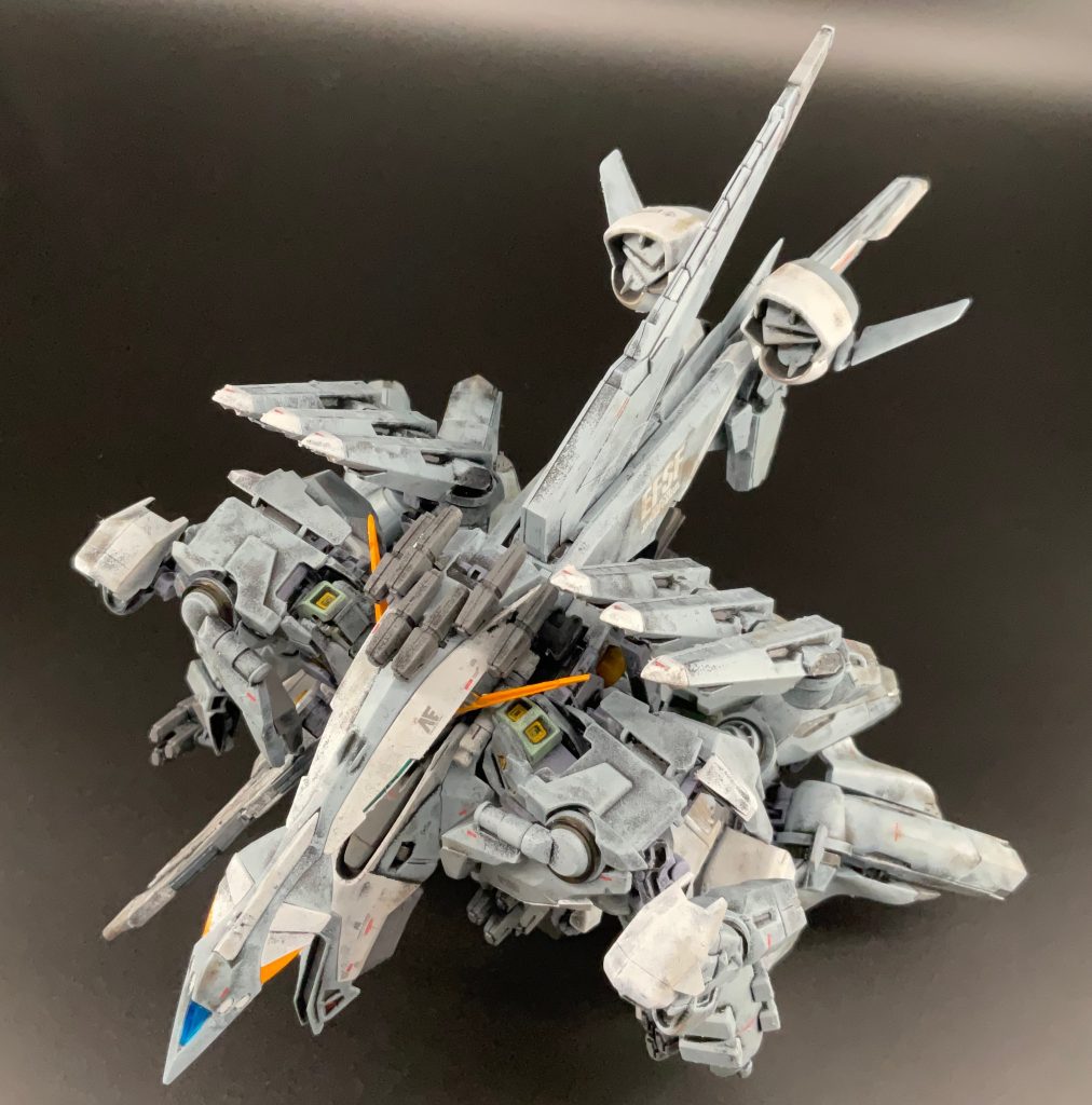 背面