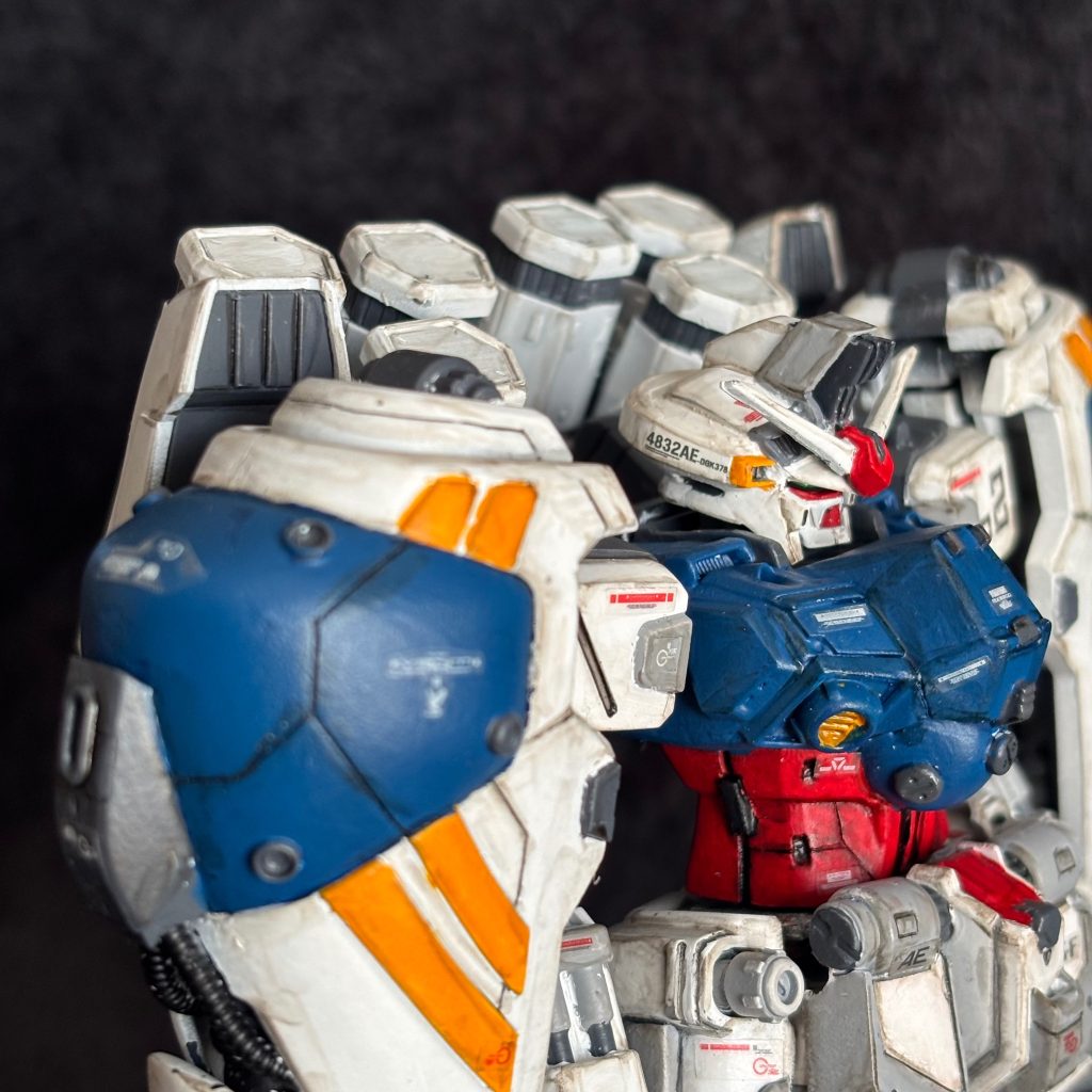大好きなガンダムなので顔にはこだわりました。切ったり張ったり削ったりで大変でしたが1番カッコ良い顔に仕上がりました。