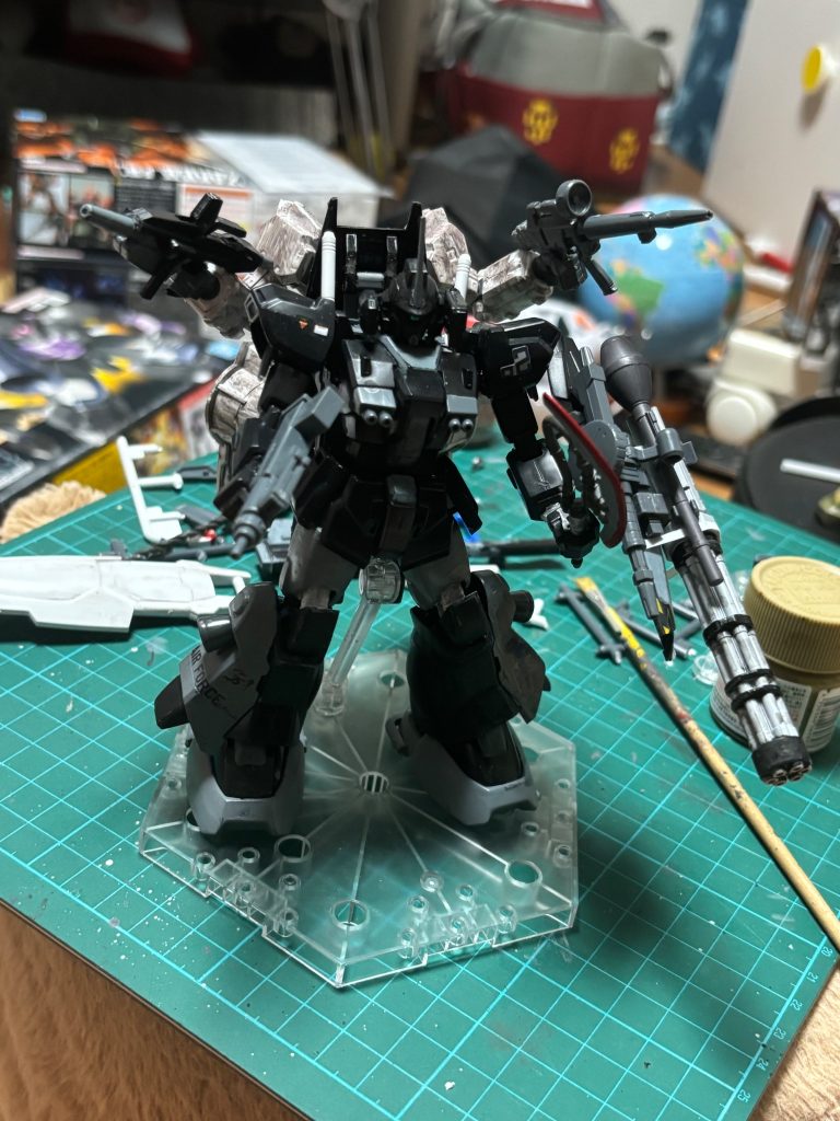 元より重武装なBLACK CYCLOPSをより速く、より強くするための無人機それが推進機兼多腕戦闘支援機