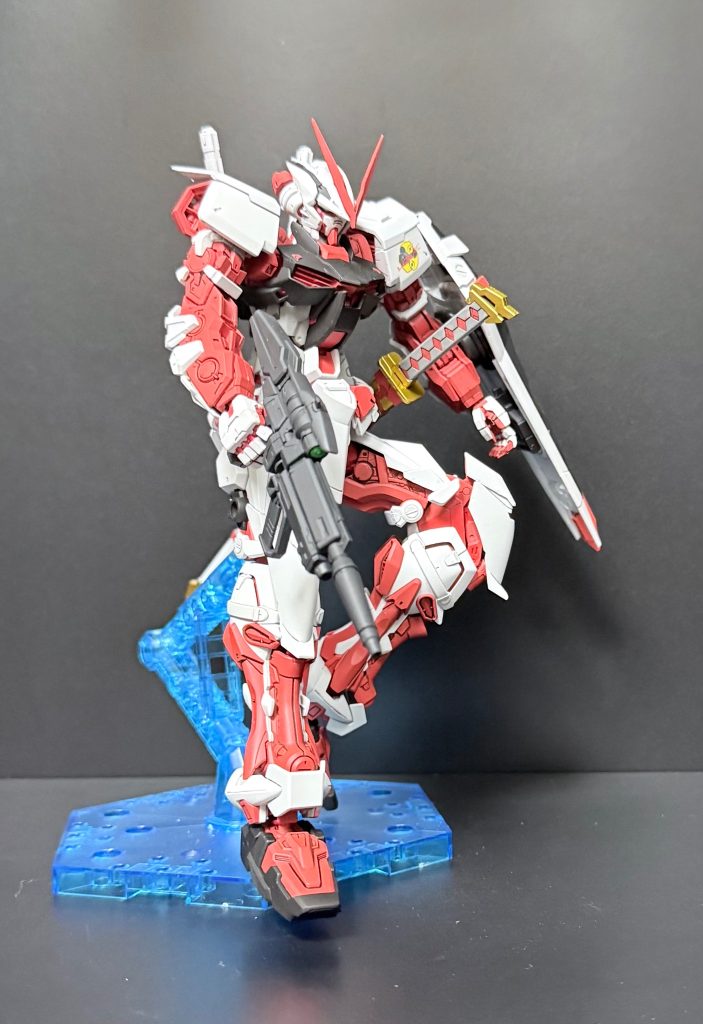 MG ガンダムアストレイレッドフレーム–5枚目/制作者:いかまき