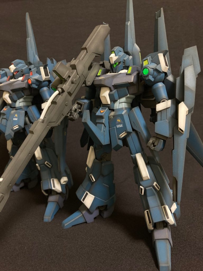 リゼル(隊長機)