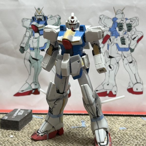 HGUCヴィクトリーガンダムの改造で、アニメの方のカトキさん版設定画を目指しているのですが、脚の形状変更がめんどくさいのなんの。また、元々のキットの膝関節が気に食わないので、可動範囲を犠牲にしても軸を変更しました。ほとんど浮いているんだから対して曲がらなくていいよ。でも太ももが伸びちゃうキットの関節は本当に好きじゃないので変えたかった。ひとまず動くところまで。進まねえ。（2枚目）