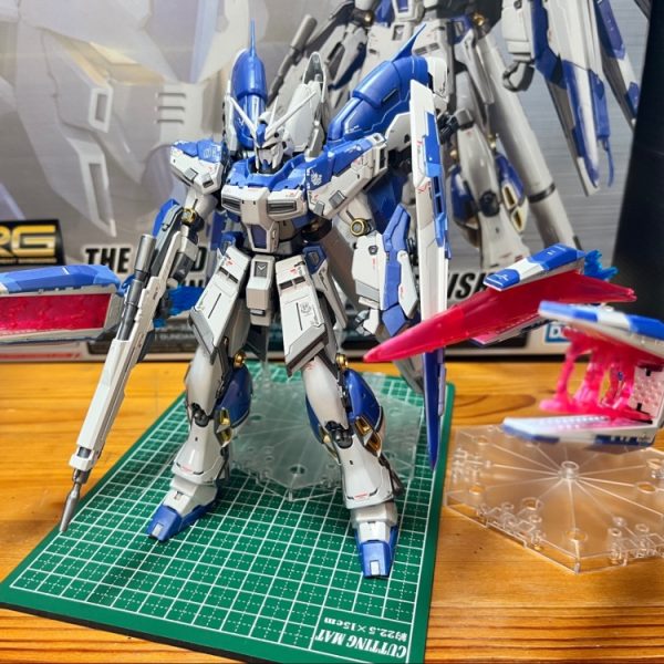 RG Hi-νガンダム