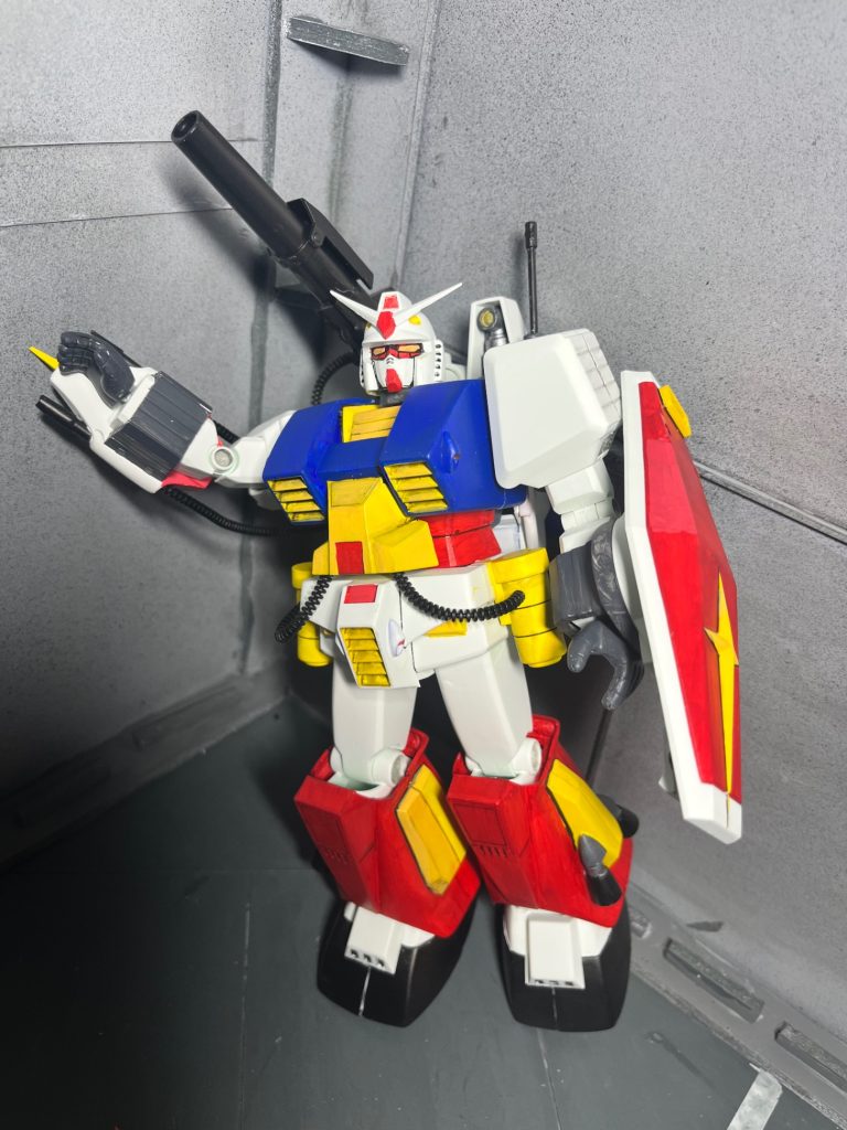 アーマーを装着すると元々動かないガンダムが更に動きが、悪くなるw