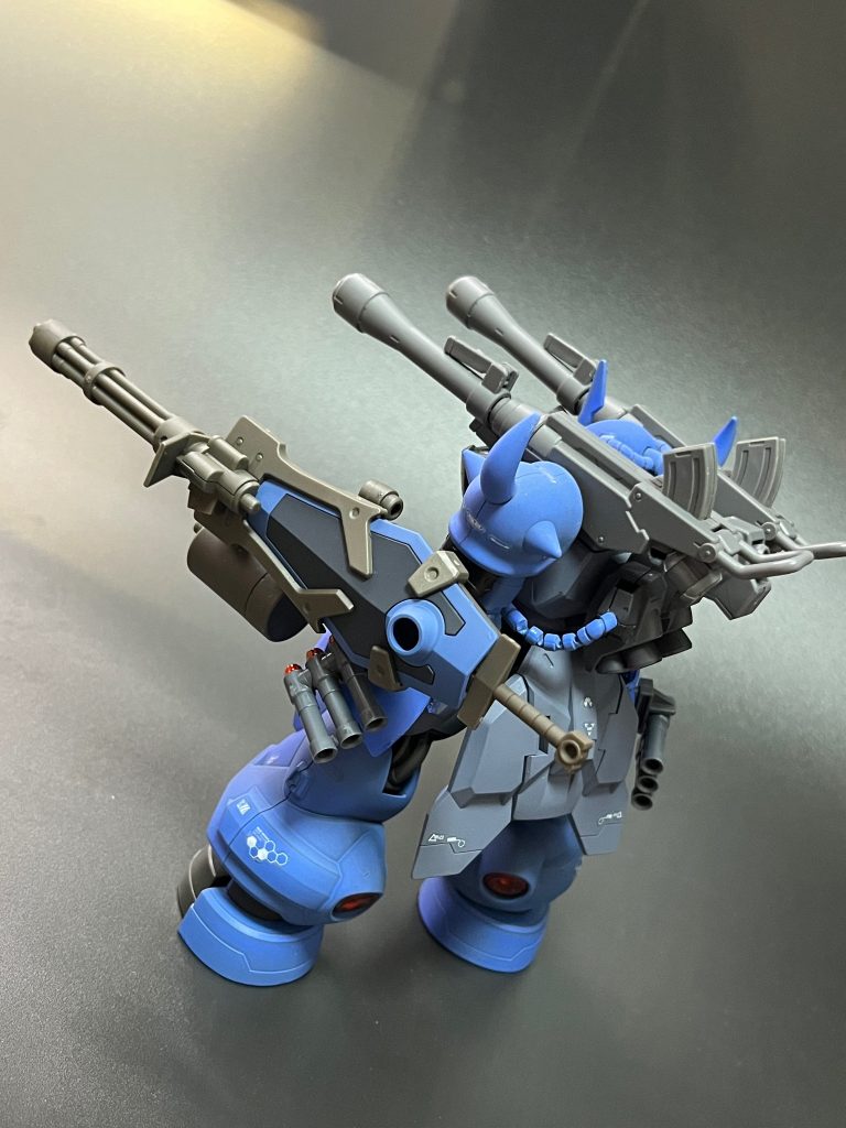 グフカスタム・カスタム–3枚目/制作者：テンパヤ バスギー