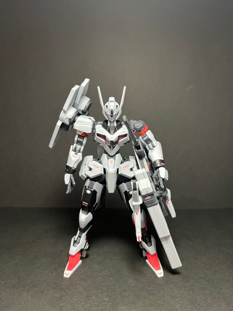 本体構成は主にルブリスとガンヴォルヴァになります。ルブリス:ヘッドパーツ、両腕、脚フレームと脛から下ガンヴォルヴァ:胴体、腰ルブリスジウ:太腿、膝外装&nbsp;