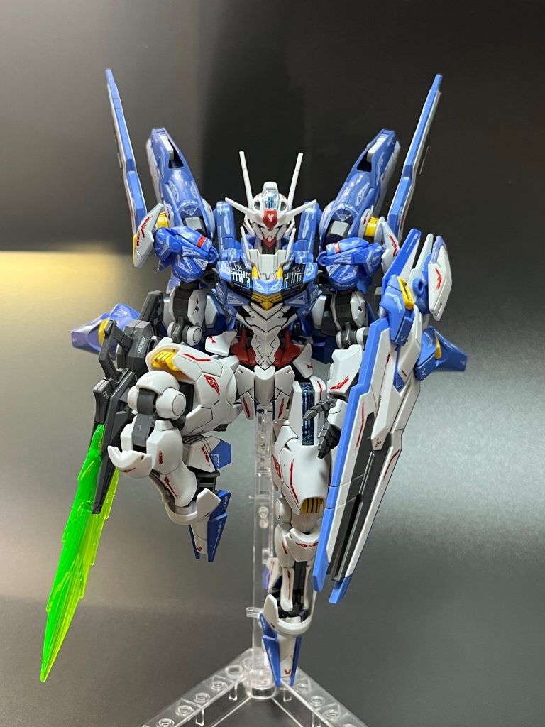 威風堂々としたこの正面面。