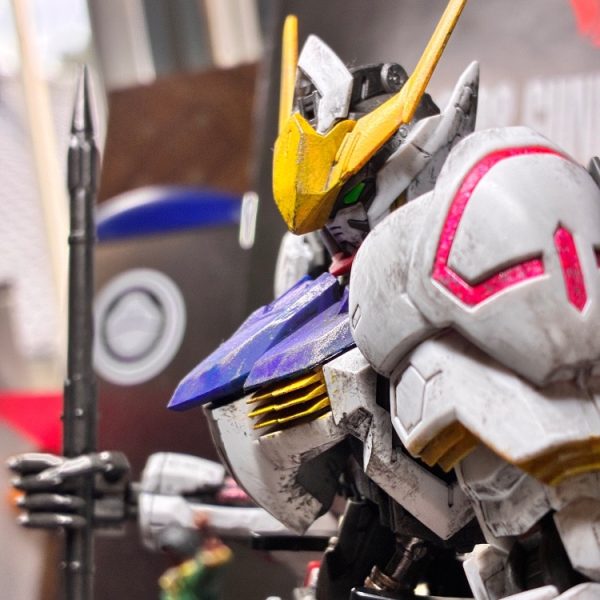 MG バルバトスと三日月