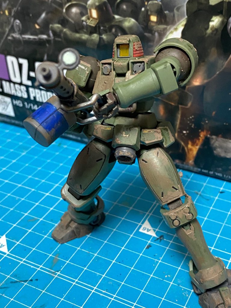 『私のリーオーは十分速いさ。』量産型なので、アニメでは大量に大破からのブッピガン💥されまくるリーオーですが、主人公ヒイロやゼクスなどネームドキャラが搭乗した愛されMS。乗る人の技術、能力が反映される面白い機体。リーオーのキットも、モデラーさんの技術が反映された作品になる面白いキットだと思います(zaku-kao5)