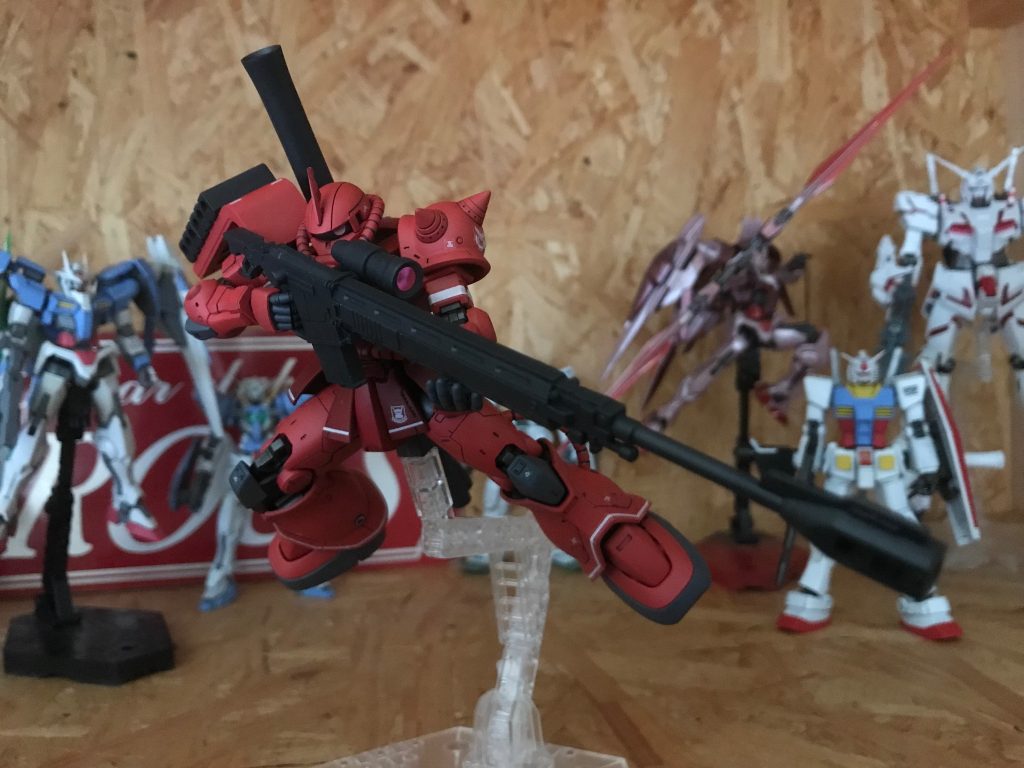 HG GO シャア専用ザクⅡ 全塗装–2枚目/制作者：tOshi76