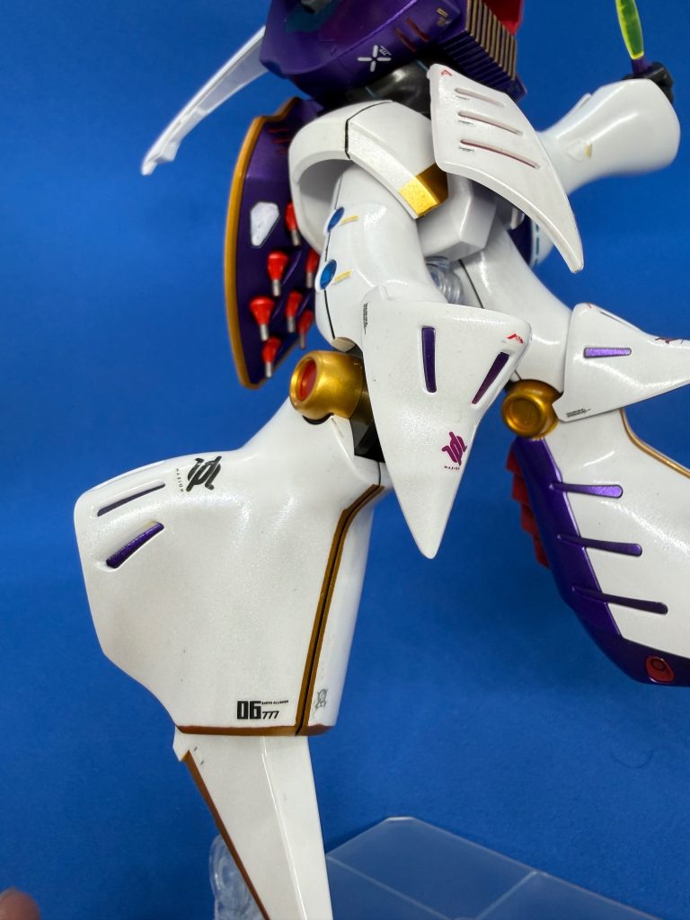 所々の金パーツやらがいいアクセントになってて結構お気に入り