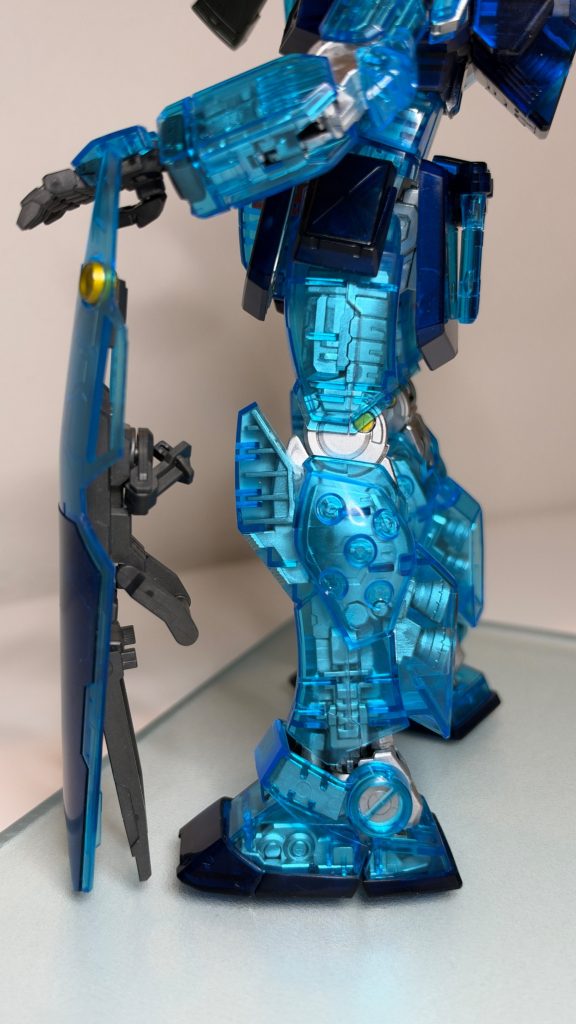 シルバーフレームとクリアの感じ