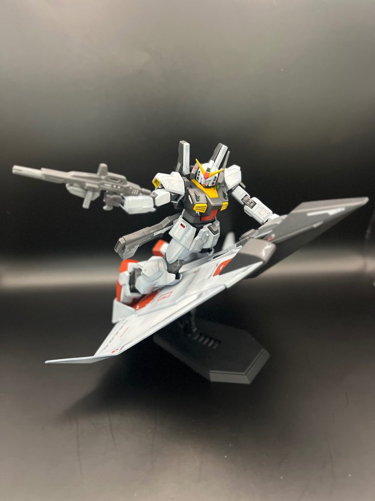 先日のMJのリックディアスでの塗装練習後に作ったキットになります。エアブラシを初代ぷらばんハンドピースに変えた頃で、黒立ち上げでエッジに黒を残すような塗装に挑戦し始めた頃ですかね……