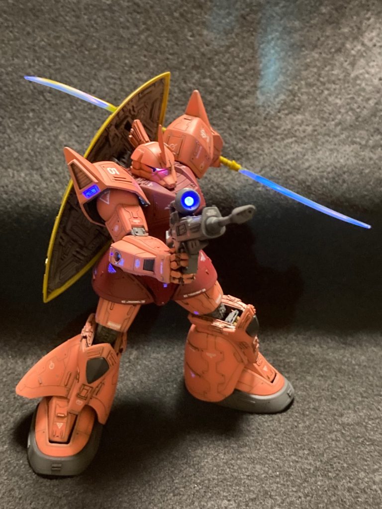 ビーム系も使えて推力も凄くて、学徒動員のパイロットばかりじゃなかったら大活躍したでしょうに…