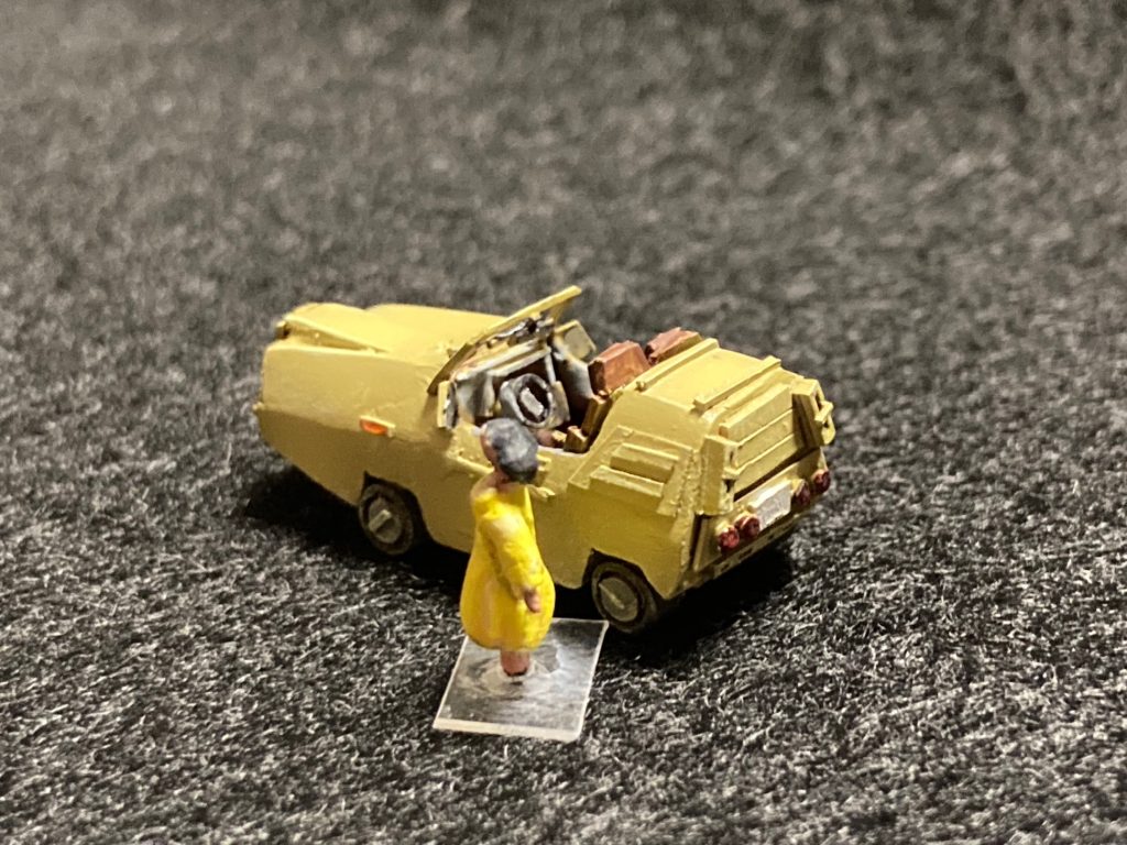 一応、ハンドルとかミラー各種作ってみますた