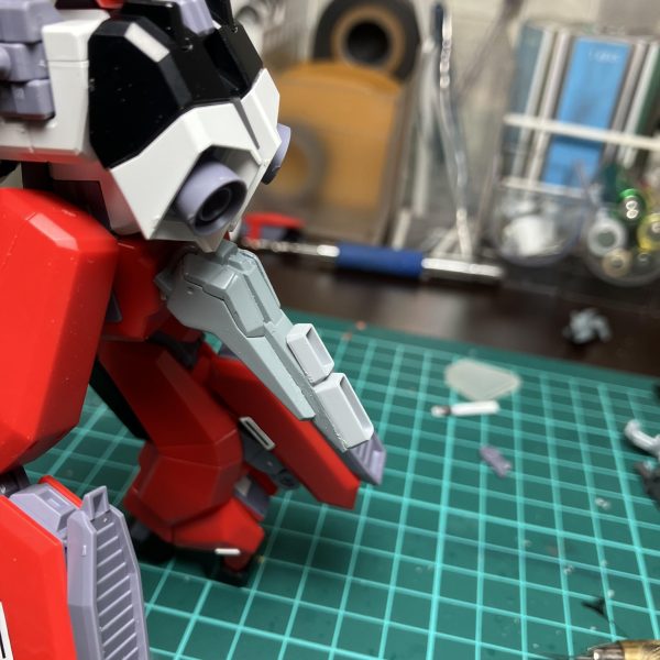 テール欠品部の代替え制作。Zプラスの腰カノンがあったんで、テールバインダー風に改造してみました。（2枚目）