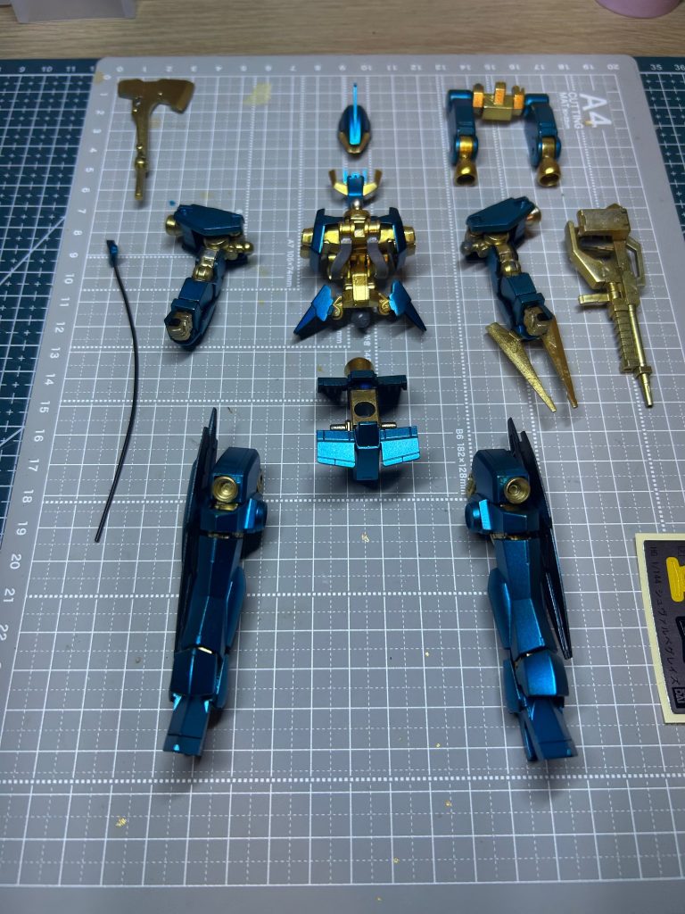 黒サフのおかげで少し重厚感が出た気がします。墨入れは今回しませんでした。