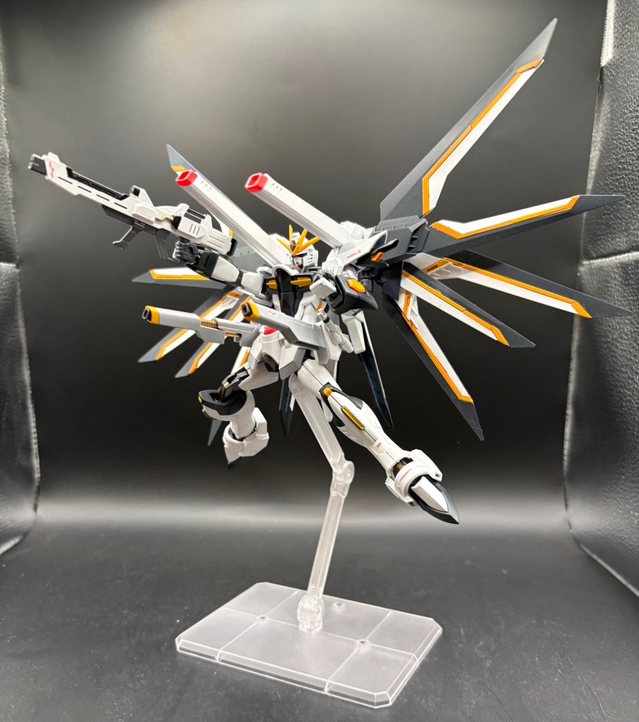 ライジングフリーダムガンダム(νガンダムカラー)–2枚目/制作者：かに