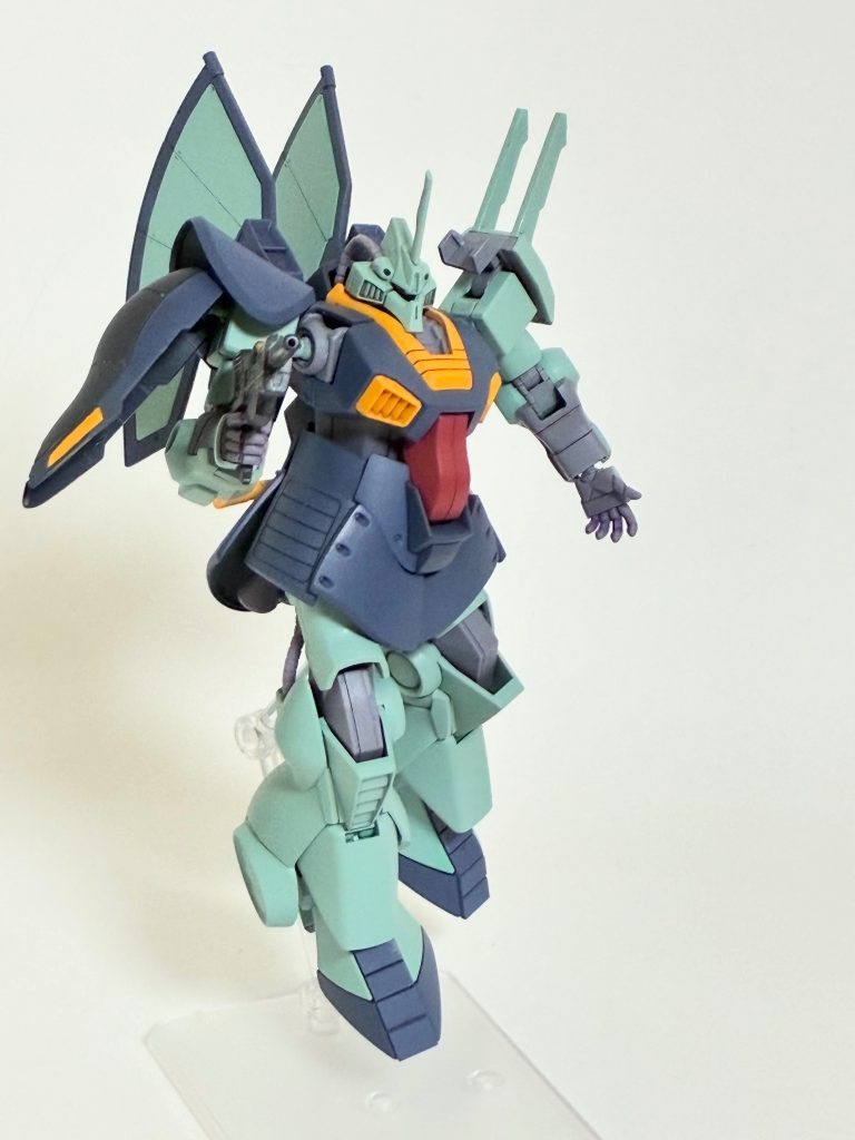 ストレート組の少し色替えです。ガイア ライトグレーグリーン、アイアンブルー、アスカオレンジ、ヘキサレッドあとたぶんブルーFS15044（濃紺）