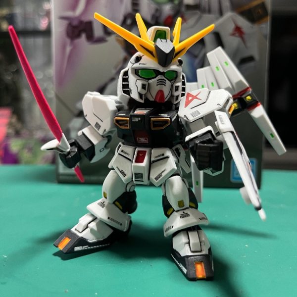RX-93 νガンダム
