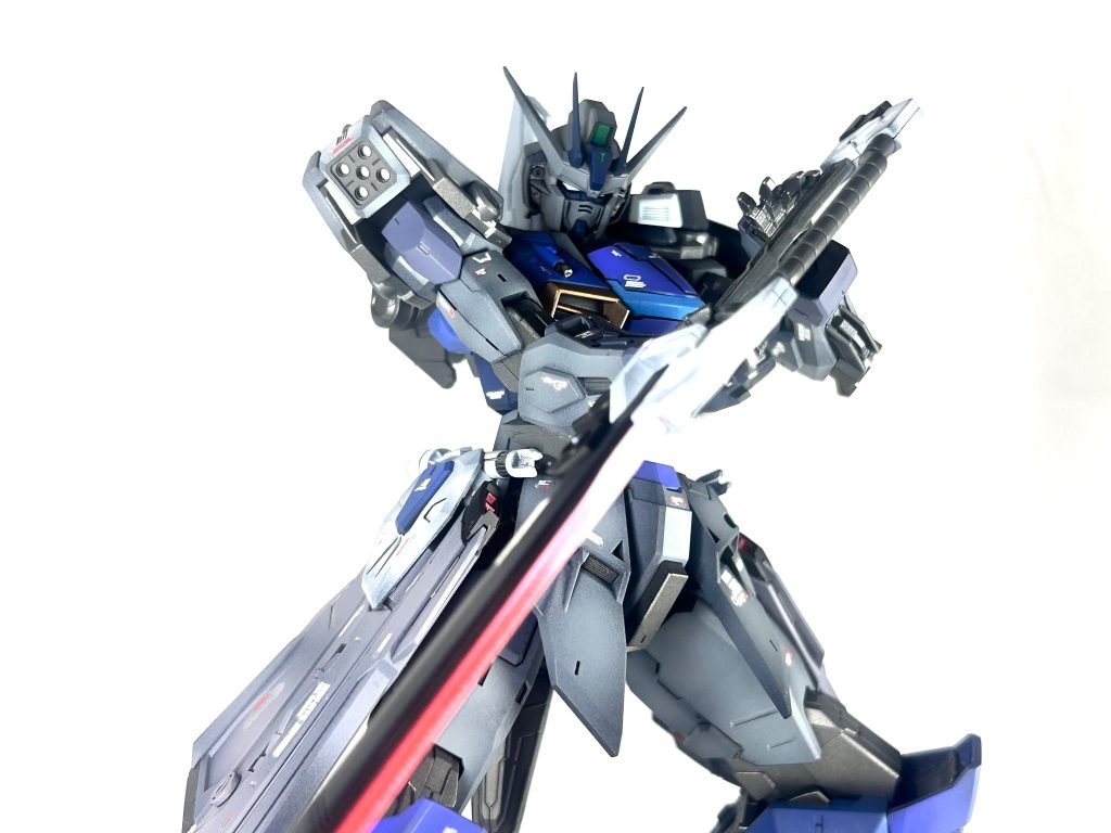 デカい対艦刀はやはりカッチョいいです(zaku-kao6)