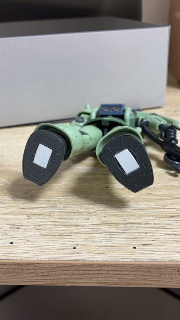 足裏加工は超シンプルです。ここから少し調整してうまくはまるようにしています。
