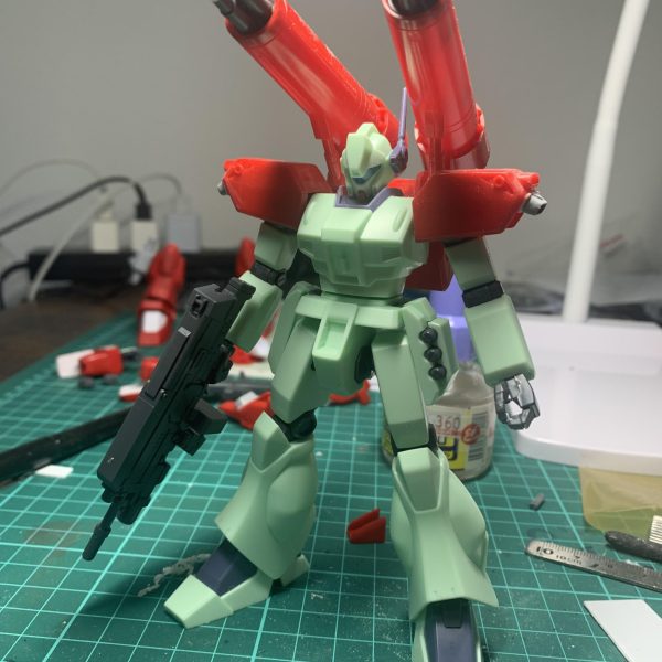 HG 1/144 ジェガン ／ 1/100 Gキャノンマグナ ミキシングです。ジェガンが一体しかないので、コンパチ仕様にしてみました。今考えてる設定では、type01とtype02みたいにしたいと思います。（2枚目）
