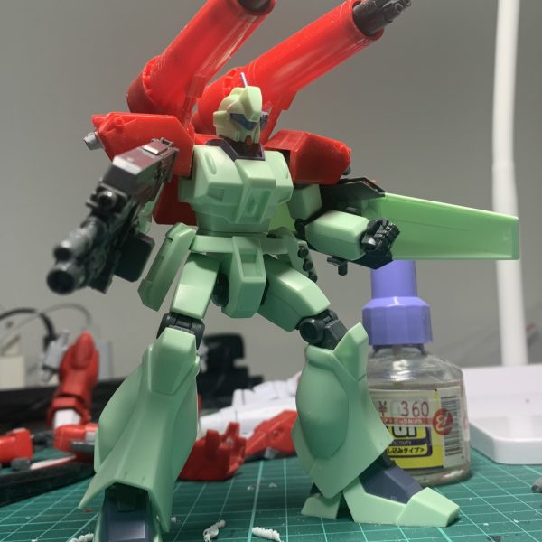 HG 1/144 ジェガン ／ 1/100 Gキャノンマグナ ミキシングです。ジェガンが一体しかないので、コンパチ仕様にしてみました。今考えてる設定では、type01とtype02みたいにしたいと思います。（3枚目）