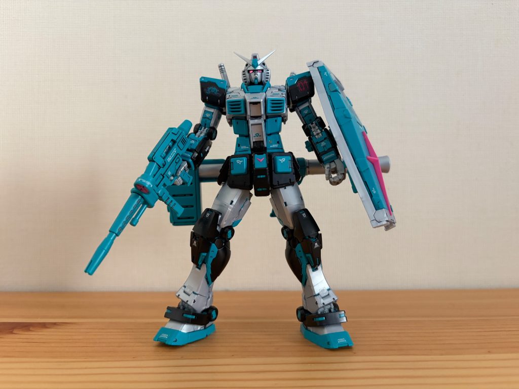 RG 1/144 RX-78-2 ガンダム Ver.2.0 [初音ミクVer.]–2枚目/制作者：4-9