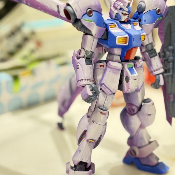本体塗り終わり😆モチベ持たないのでフィニッシュです😱この後ver.ka系のデカール貼り付けて終わりです👍ありゃ⁉️ロングレンジライフルがない⁉️今から作って色塗るの⁉️もうお腹いっぱいです😱（2枚目）