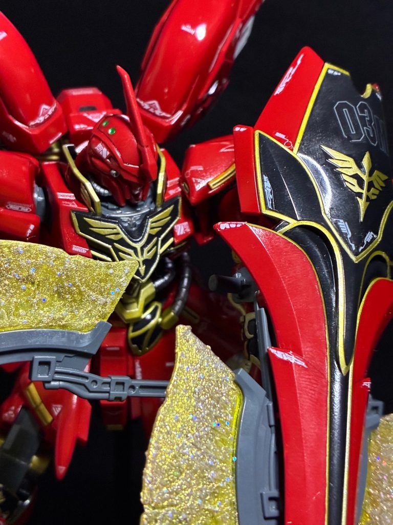 HGUC シナンジュ 【光沢仕上げ×イエローラメ＋α エフェクト】