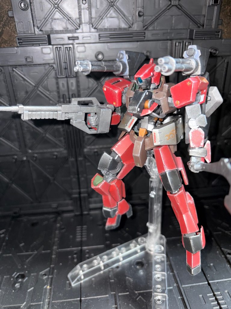 実弾メインのこの作品にちょうどいい装備だと思いました。