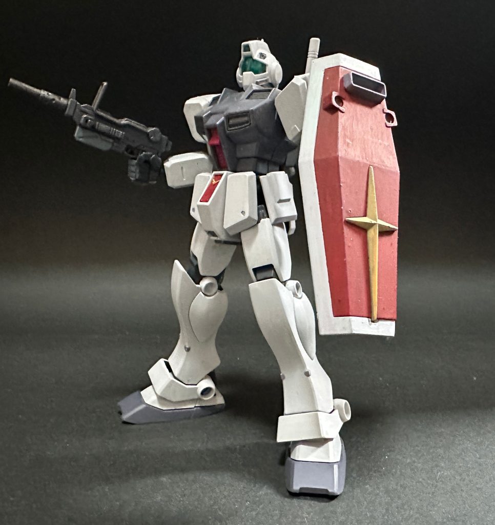 マシンガンはこちらのほうが似合う気がしたので換えました。持たせやすいですし、ね。プラモデル完成品　2026　その45