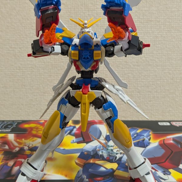（先程、完成版を投稿した）「ガンダムモラクス」の塗装前です。ガンダムフレーム部分は、バルバトスルプスレクス・端白星・フラウロスで構成してます。差し替え無しで、遠距離主体から格闘主体のハイパーモードになれます♪♪（5枚目）