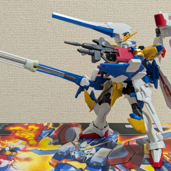 （先程、完成版を投稿した）「ガンダムモラクス」の塗装前です。ガンダムフレーム部分は、バルバトスルプスレクス・端白星・フラウロスで構成してます。差し替え無しで、遠距離主体から格闘主体のハイパーモードになれます♪♪（7枚目）