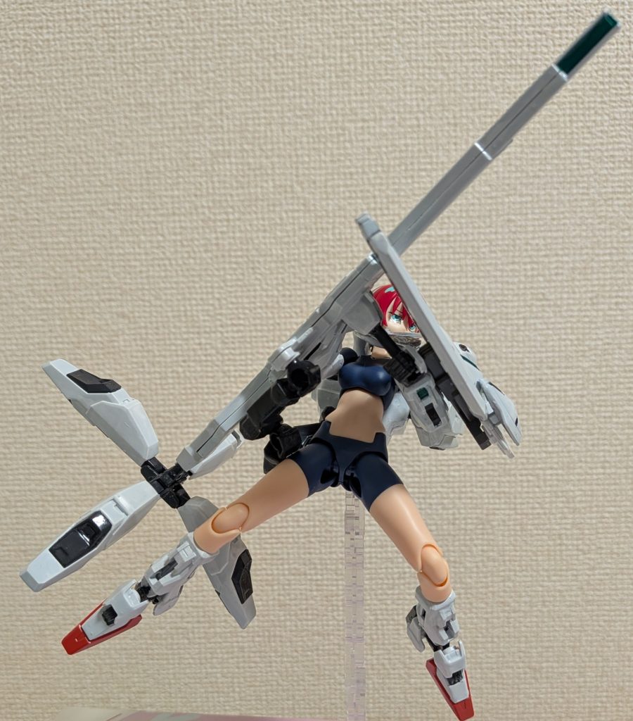 キャリバーンらしい、躍動感あるポーズとなってます(自画自賛)ww