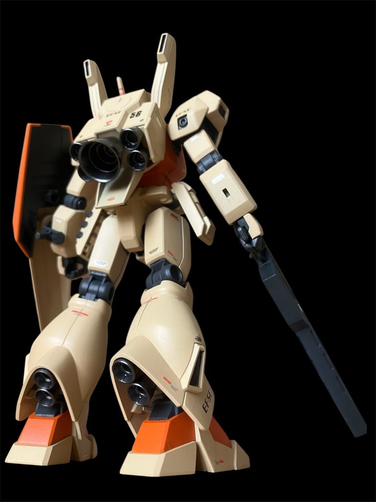 カラーバリエーションは、ゼネラルレビル機そのものではなく、リゼルのゼネラルレビル配備機を参考にしています。