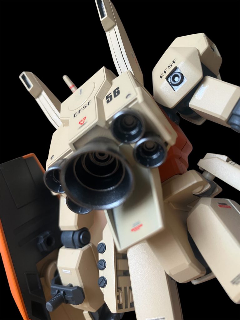 A2型はこのデカいバックパックのバーニアが好きです。