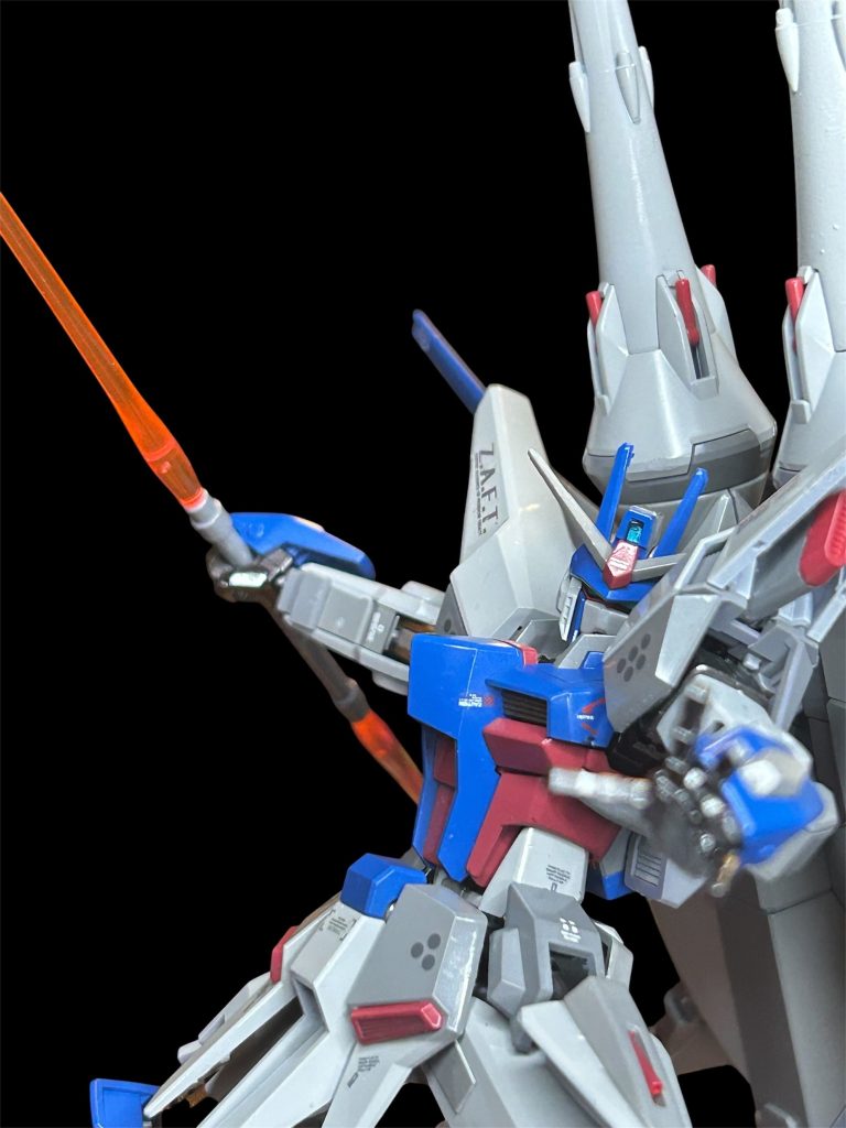 ZGMF-X666S レジェンドガンダム–7枚目/制作者:ニャー少佐