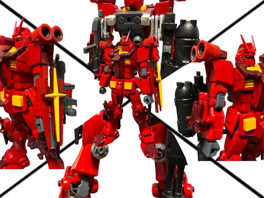 主な変更点左:EGガンダムのシールドを切ってジャンクパーツとミキシングしたアームシールド(ビームサーベル機能付き)。肩は百均醤油差しの蓋とジャンクパーツミキシングによるレッドウォーリアリスペクト^_^上:バックパックに追加したサブアーム。30mm オプションパーツを使用し、懸架した武装は水星オプションパーツのガトリングとEGガンダム付属のビームライフル。下:推力強化用ノズル。材料は百均醤油差しの蓋。右:EGガンダム付属のビームサーベル二つをくっつけて加工したダブルビームガン。