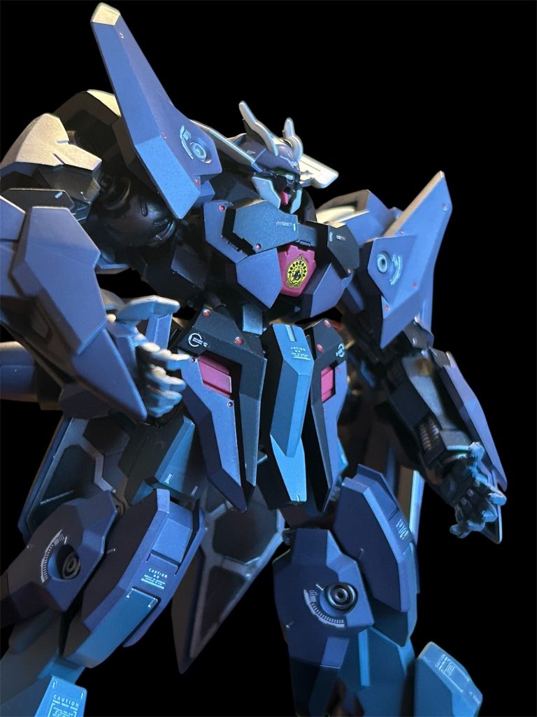 エヴァダークグレー(ガイアノーツ)が良い感じで色味が合います