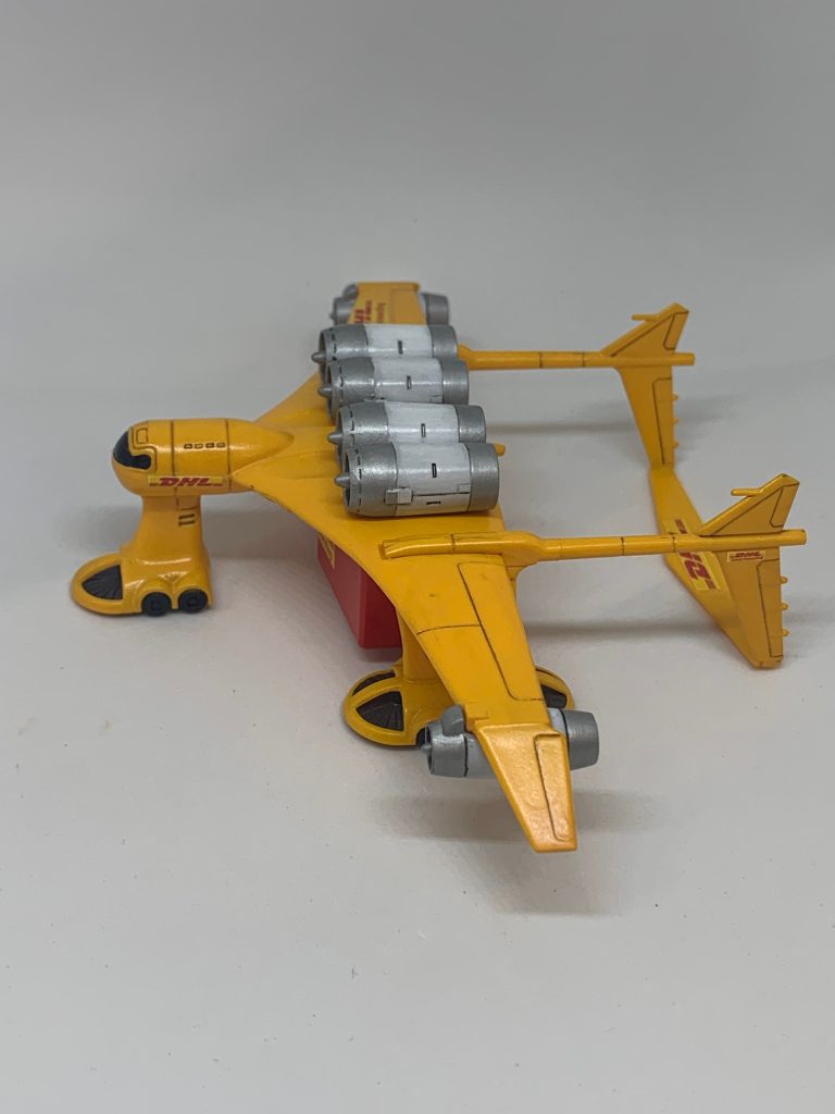 ミデア by DHL–5枚目/制作者：Newhand10000