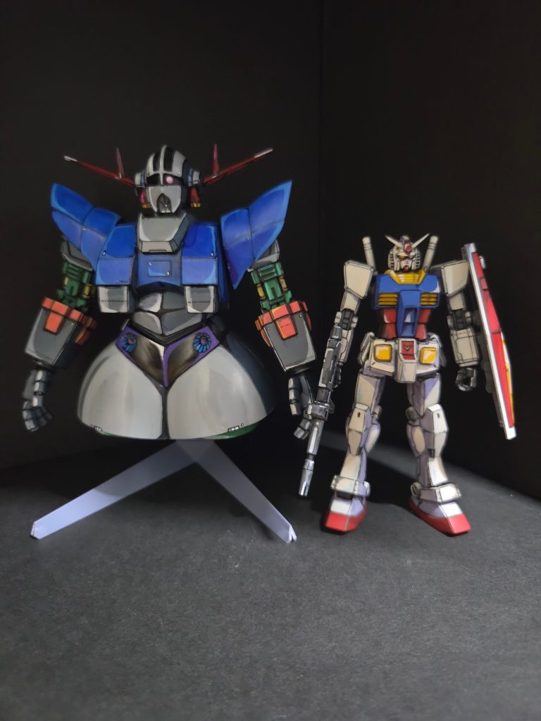 やはりガンダムは外せません。並べるとまるで漫才師のようにしっくりきます(笑)センターマイクがみえますね。